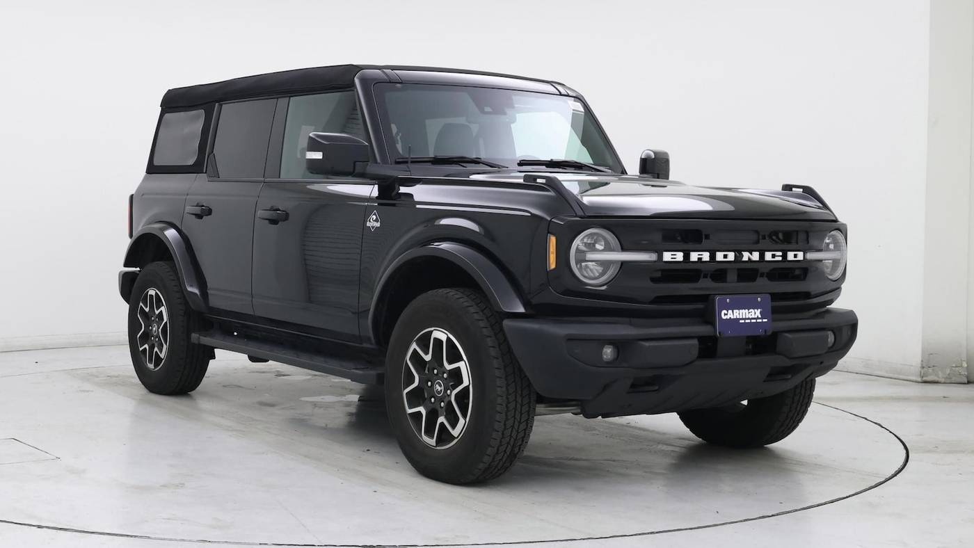 2024 Ford Bronco Outer Banks