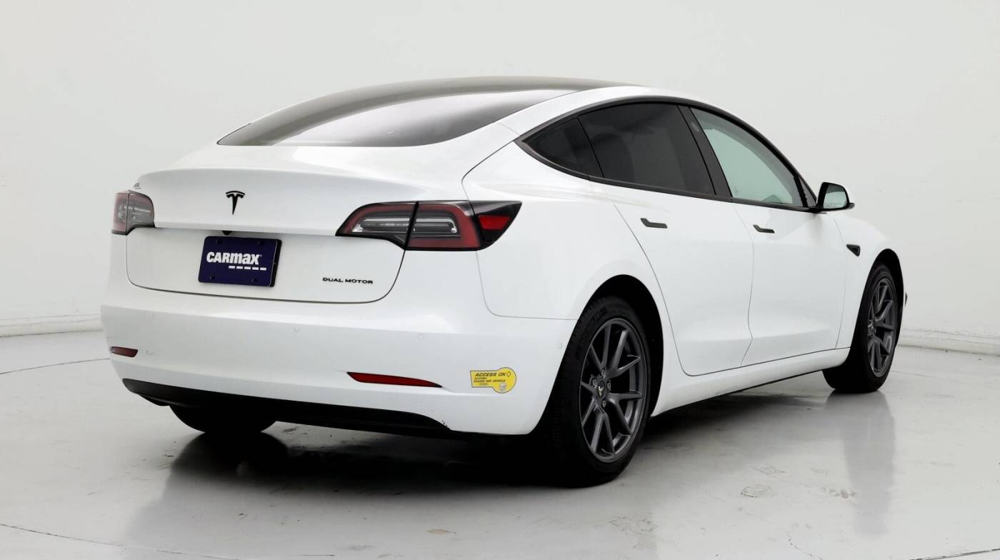 2022 Tesla Model 3 Long Range — Sedan — 33,274 mi — Milwaukie, OR