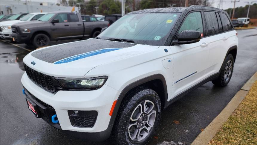 2023 Jeep Grand Cherokee Trailhawk 4xe — SUV — 7,017 mi — Lakewood, NJ