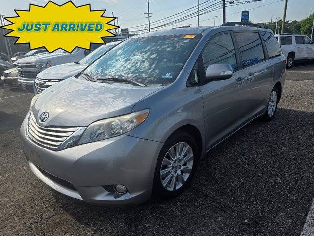 2013 Toyota Sienna XLE — Minivan — 153,810 mi — Lakewood, NJ