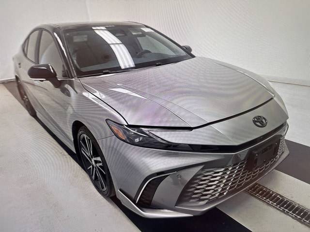 2025 Toyota Camry Hybrid LE — Sedan — 16,607 mi — Arlington, TX