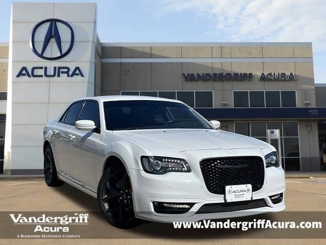 2022 Chrysler 300 Touring L — Sedan — 38,986 mi — Arlington, TX