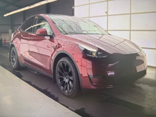 2024 Tesla Model Y Long Range — SUV — 28,191 mi — Arlington, TX