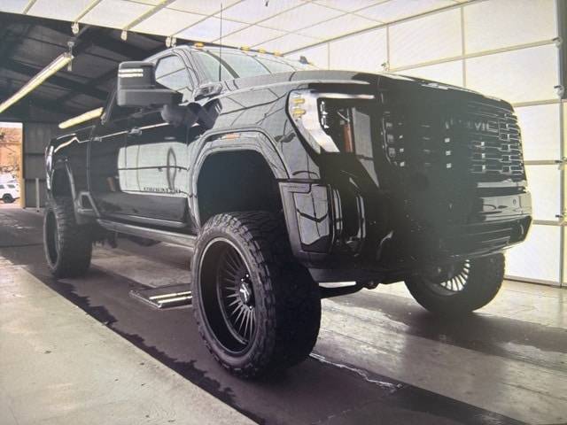 2024 GMC Sierra 2500HD Denali Ultimate — Pickup Truck — 13,913 mi — Arlington, TX