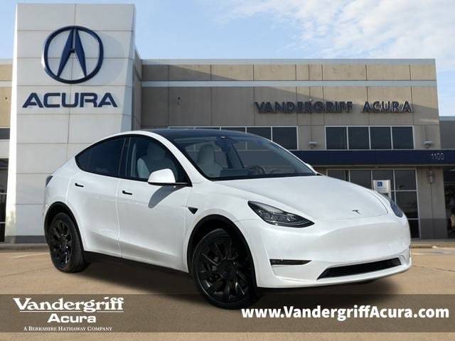 2022 Tesla Model Y Long Range — SUV — 25,789 mi — Arlington, TX