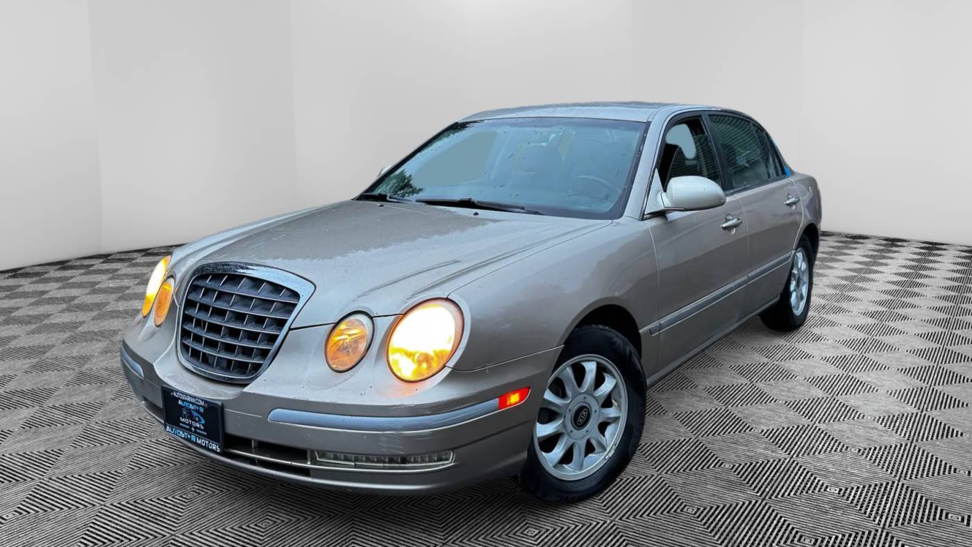 2004 Kia Amanti Base — Sedan — 131,472 mi — Puyallup, WA