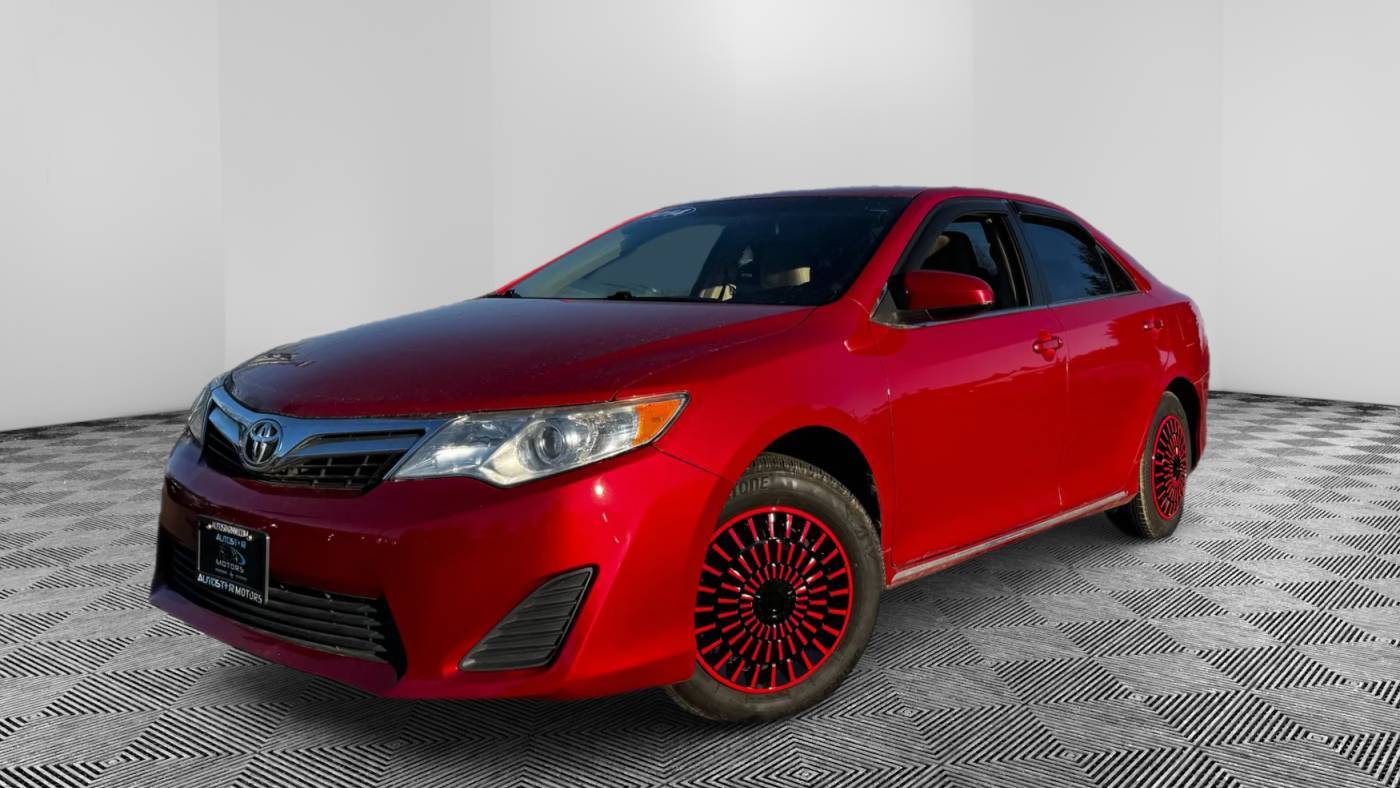 2014 Toyota Camry L — Sedan — 104,263 mi — Puyallup, WA