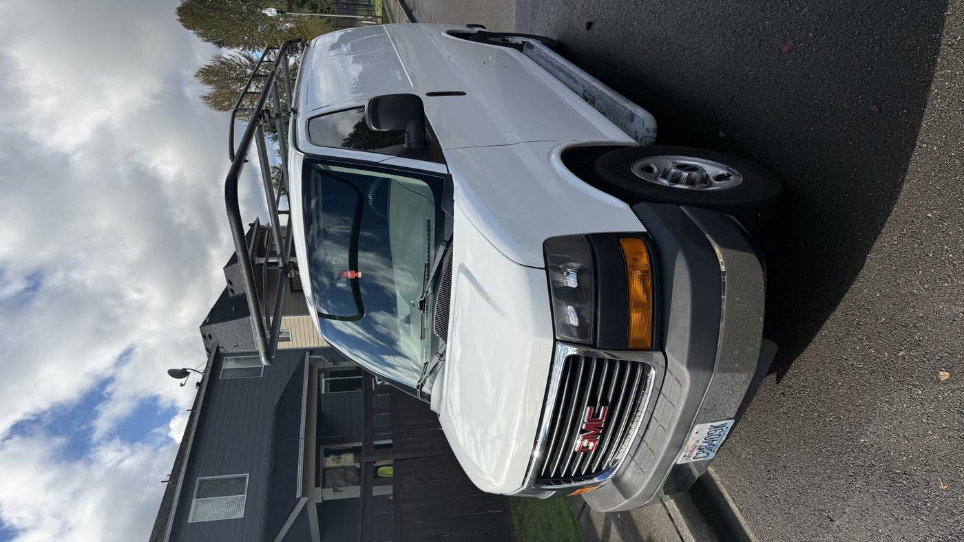 2016 GMC Savana Cargo Van Base — Cargo Van — 117,000 mi — PUYALLUP, WA
