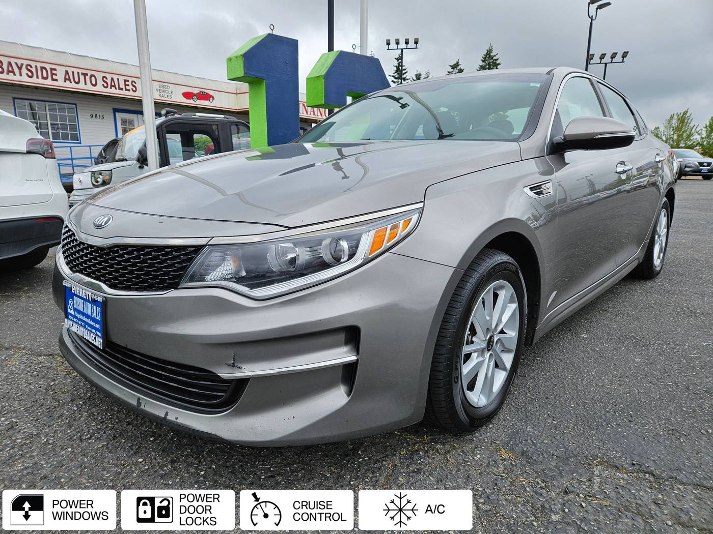 2017 Kia Optima LX — Sedan — 198,626 mi — Everett, WA