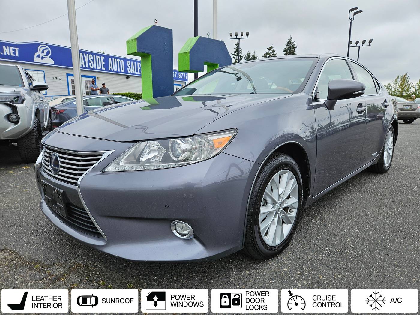 2014 Lexus ES ES 300h — Sedan — 173,948 mi — Everett, WA