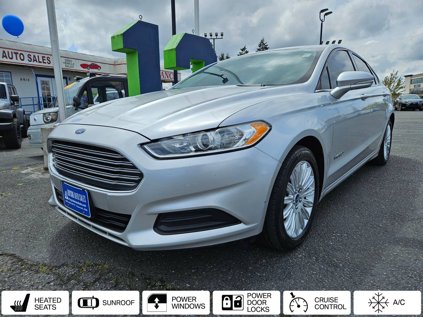 2013 Ford Fusion Hybrid SE — Sedan — 179,846 mi — Everett, WA