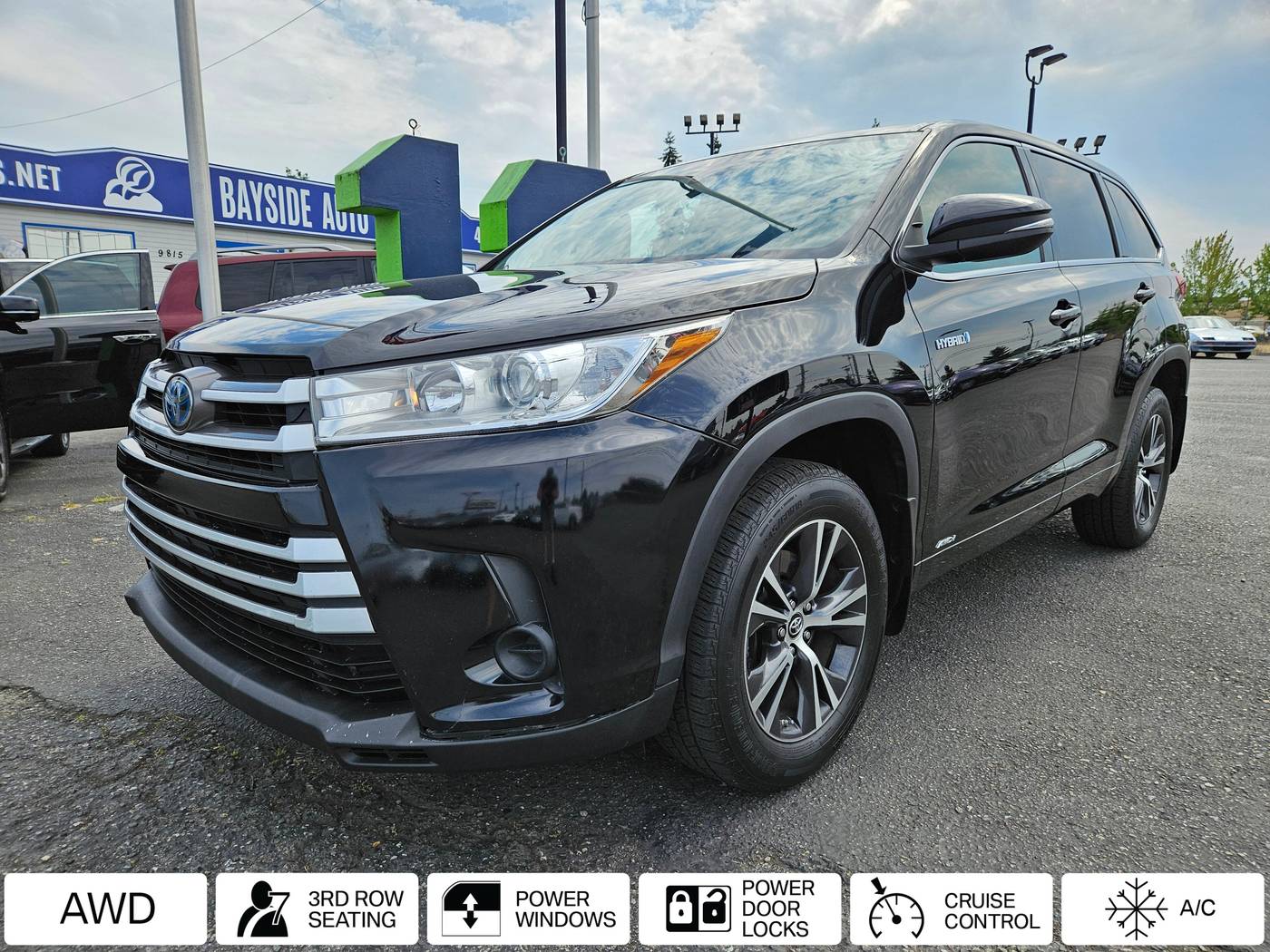 2018 Toyota Highlander Hybrid LE — SUV — 142,211 mi — Everett, WA