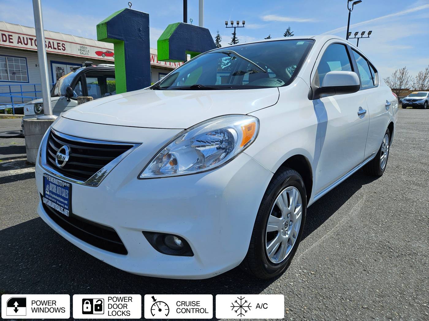2012 Nissan Versa 1.6 SV — Sedan — 86,236 mi — Everett, WA