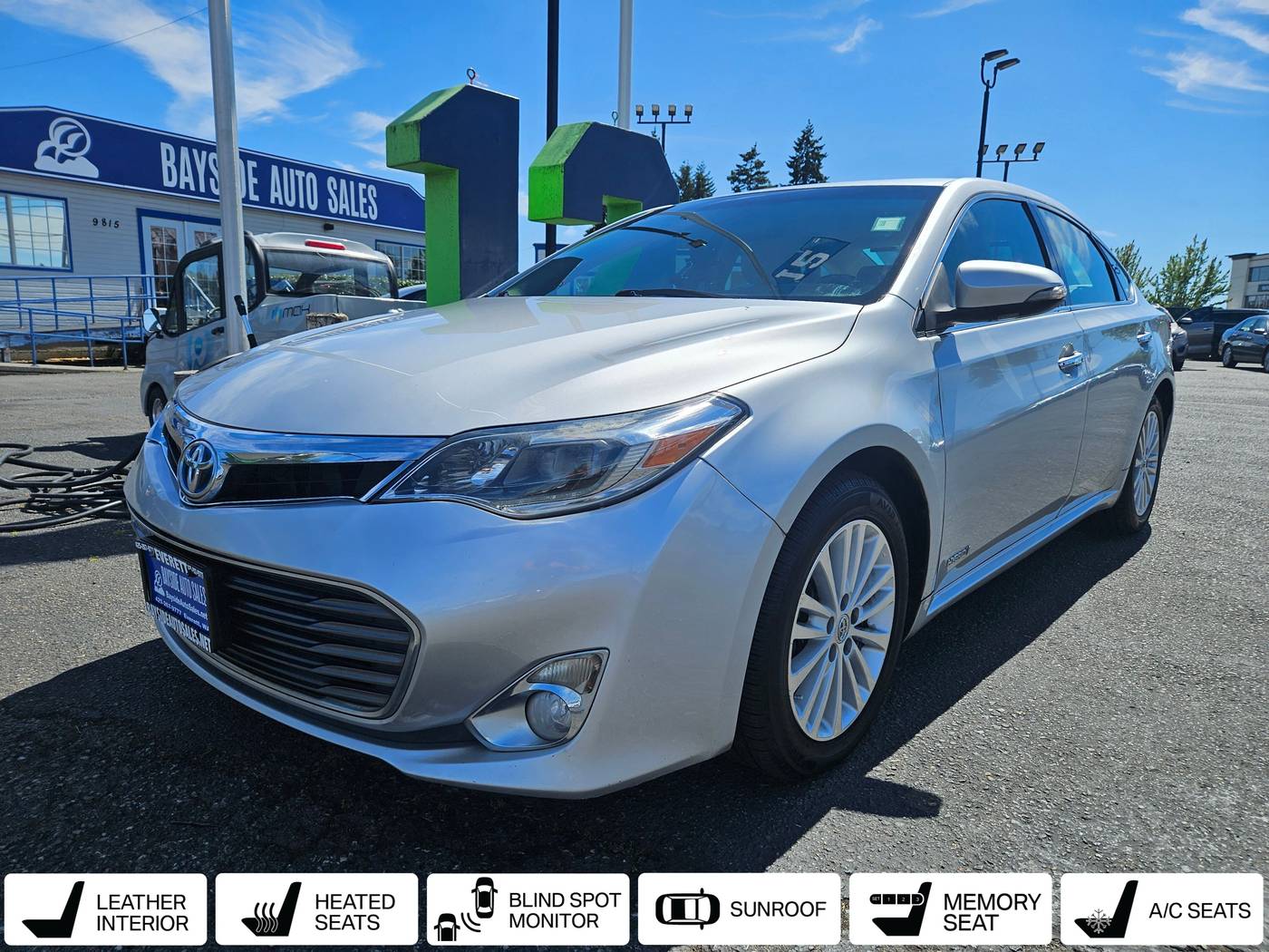 2013 Toyota Avalon Hybrid Limited — Sedan — 181,511 mi — Everett, WA