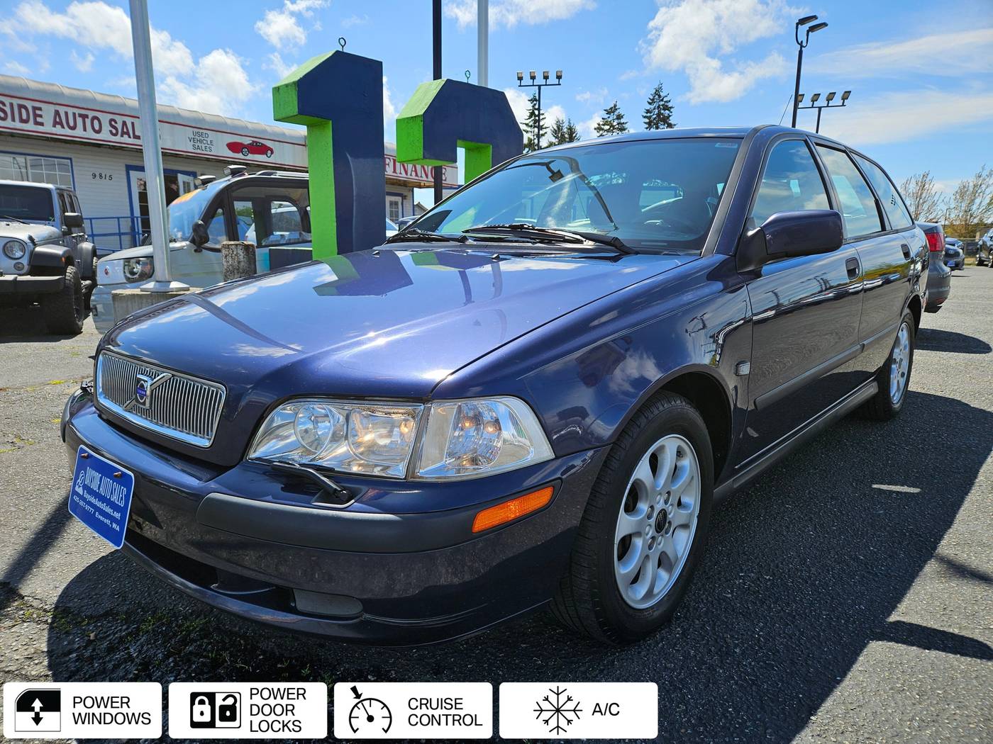 2002 Volvo V40 1.9 — Wagon — 152,940 mi — Everett, WA