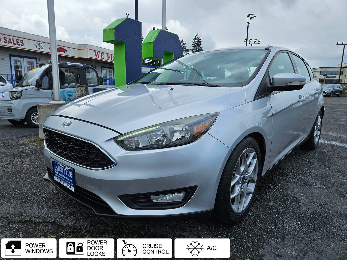 2015 Ford Focus SE — Hatchback — 198,913 mi — Everett, WA