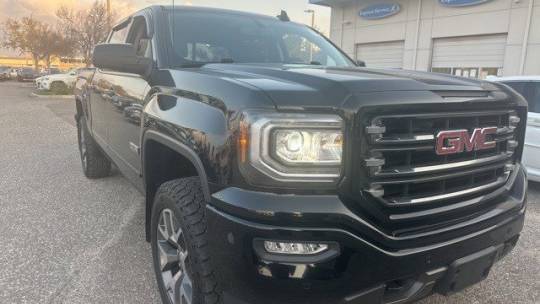 2017 GMC Sierra 1500 SLT — Pickup Truck — 67,250 mi — Tampa, FL