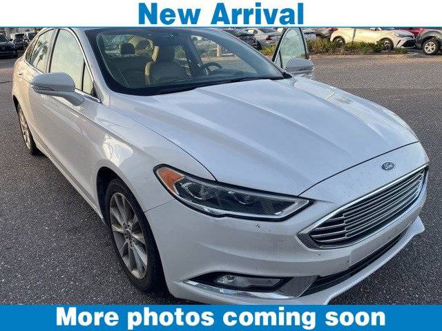 2017 Ford Fusion SE — Sedan — 121,529 mi — Tampa, FL