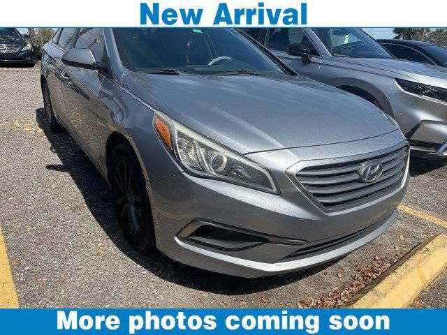 2017 Hyundai Sonata SE — Sedan — 161,883 mi — Tampa, FL