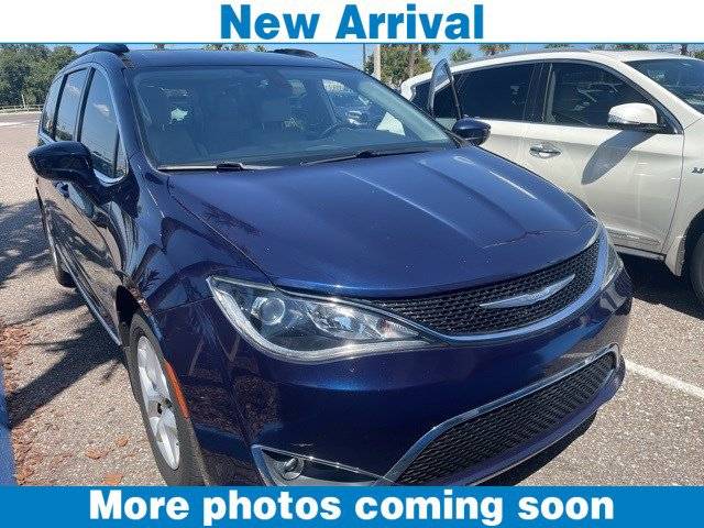 2017 Chrysler Pacifica Touring L — Minivan — 104,040 mi — Tampa, FL