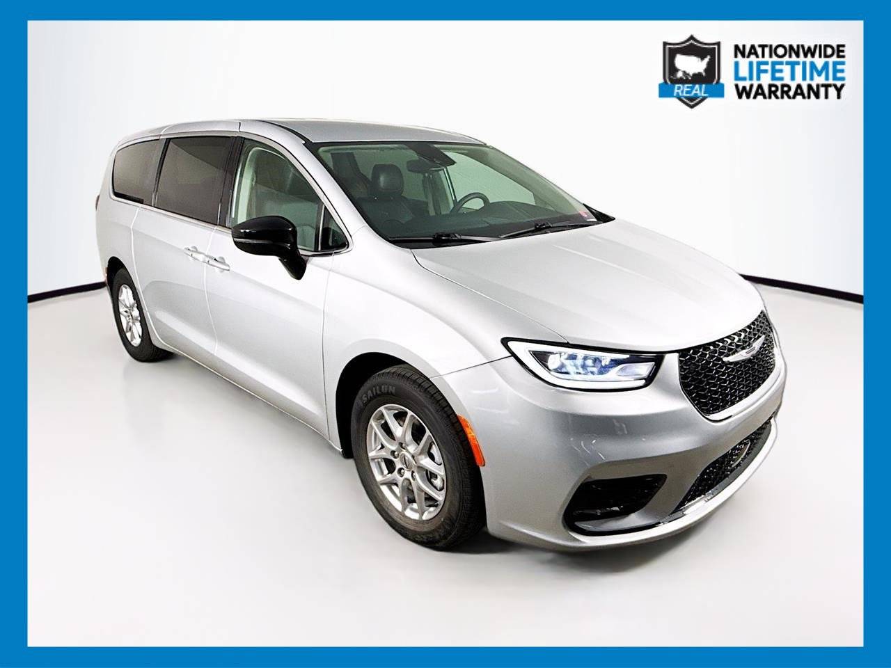 2024 Chrysler Pacifica Touring L — Minivan — 50,042 mi — Tampa, FL