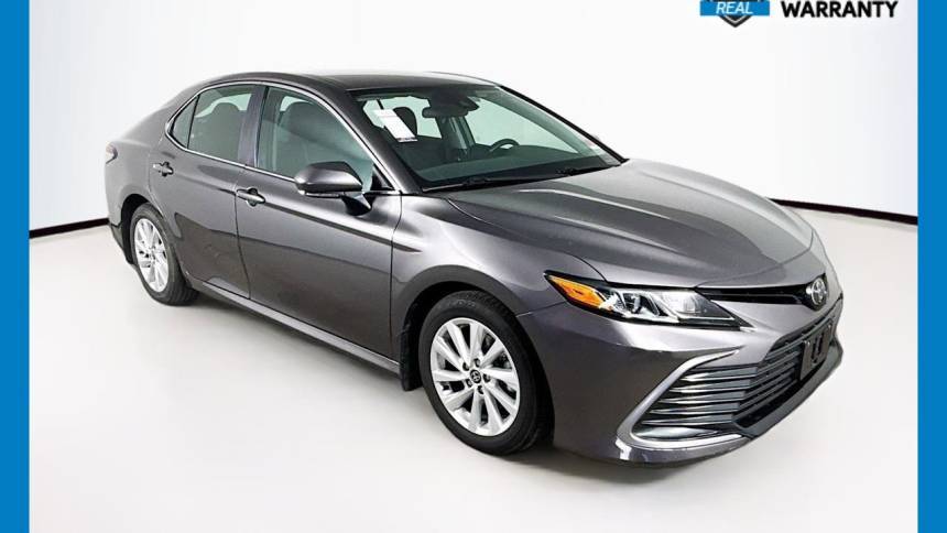 2022 Toyota Camry LE — Sedan — 37,213 mi — Tampa, FL