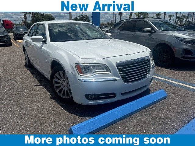 2013 Chrysler 300 Base — Sedan — 151,453 mi — Tampa, FL