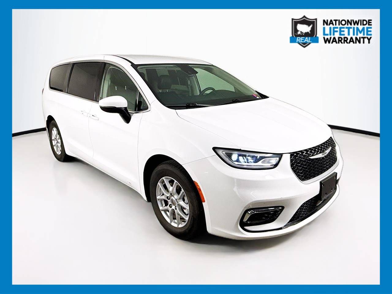 2023 Chrysler Pacifica Touring L — Minivan — 65,203 mi — Tampa, FL
