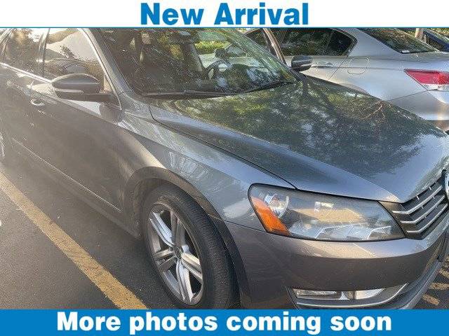 2014 Volkswagen Passat TDI SEL Premium — Sedan — 82,324 mi — Tampa, FL