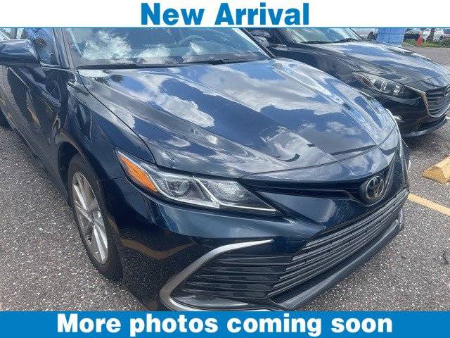 2021 Toyota Camry LE — Sedan — 13,984 mi — Tampa, FL