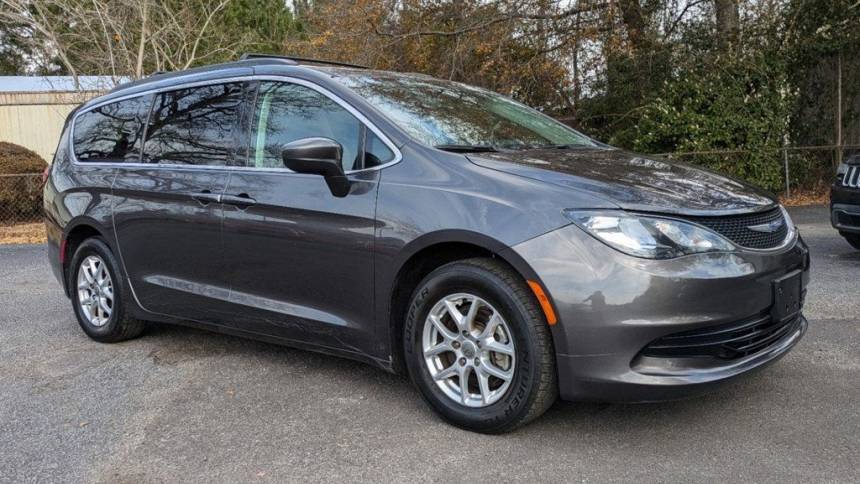2020 Chrysler Voyager LXI — Minivan — 92,395 mi — Charleston, SC