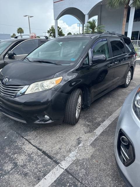 2013 Toyota Sienna Limited — Minivan — 100,024 mi — Fort Myers, FL