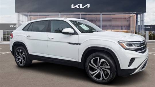 2023 Volkswagen Atlas Cross Sport SE with Technology — SUV — 17,815 mi — Fort Myers, FL