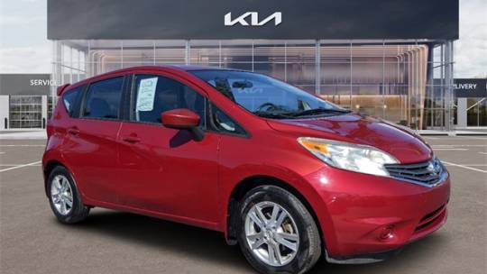 2015 Nissan Versa 1.6 SV — Hatchback — 70,116 mi — Fort Myers, FL
