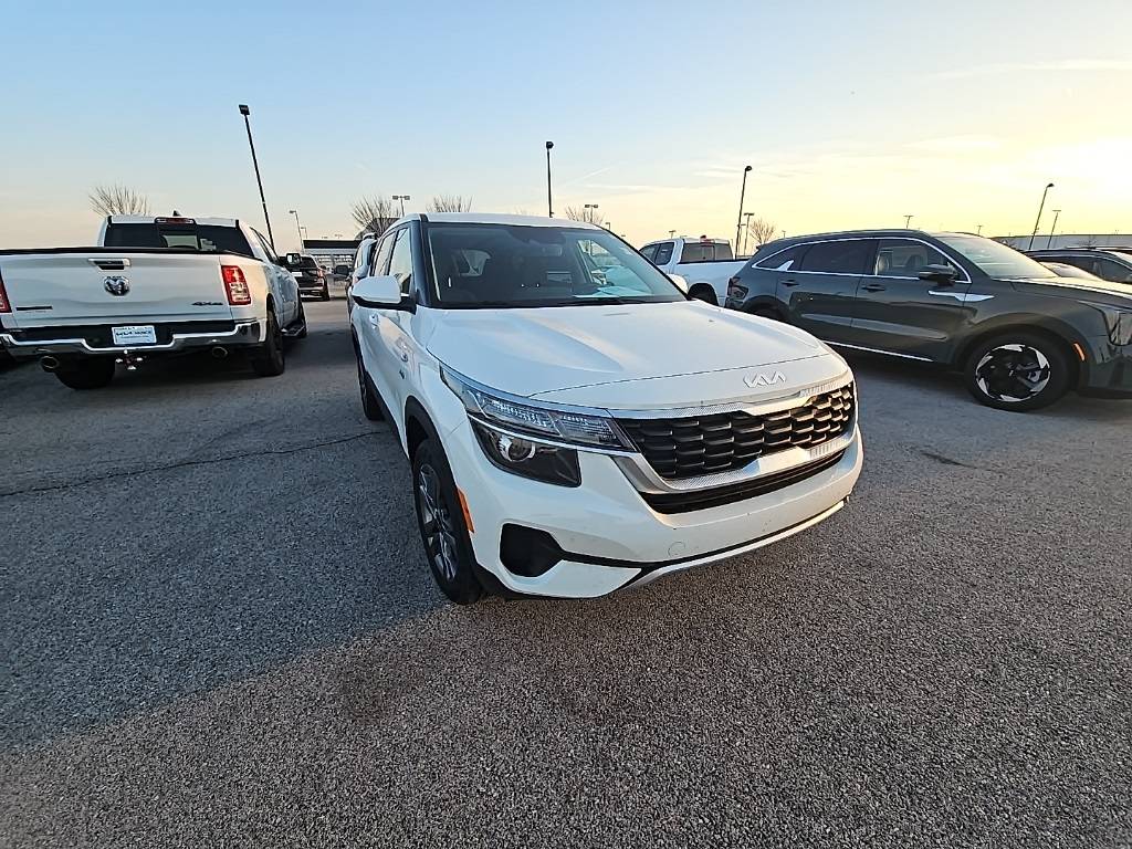 2023 Kia Seltos LX — SUV — 35,300 mi — Muncie, IN