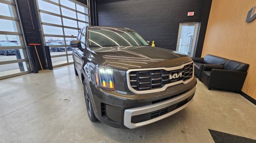 2024 Kia Telluride S — SUV — 7,556 mi — Muncie, IN