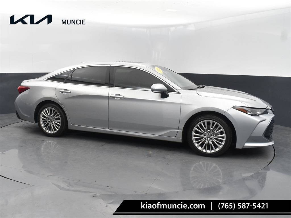 2021 Toyota Avalon Limited — Sedan — 30,290 mi — Muncie, IN