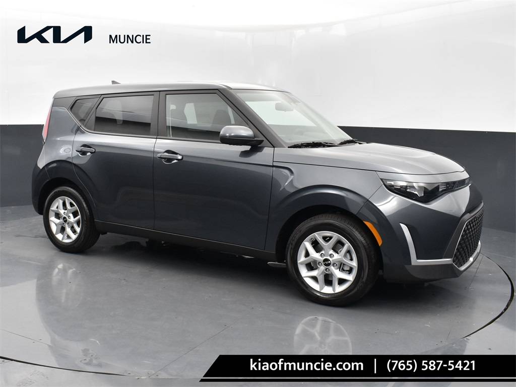 2025 Kia Soul LX — Hatchback — 20,252 mi — Muncie, IN