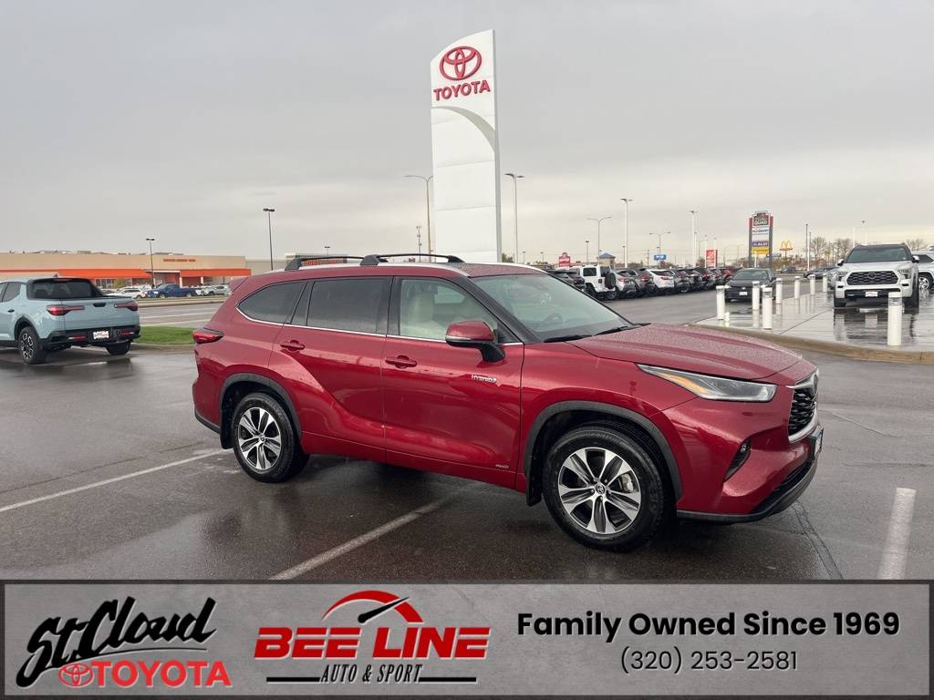 2021 Toyota Highlander Hybrid XLE — SUV — 57,903 mi — Waite Park, MN