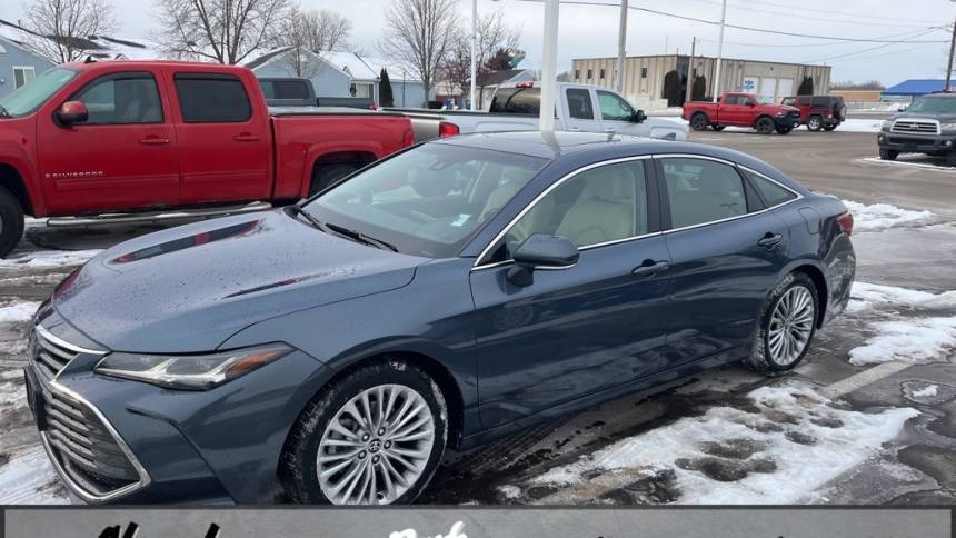 2020 Toyota Avalon Limited — Sedan — 32,912 mi — Waite Park, MN