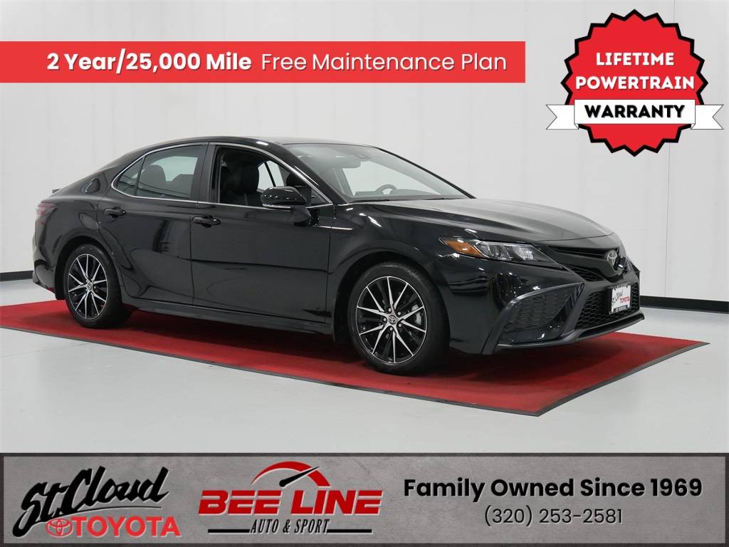 2023 Toyota Camry SE — Sedan — 19,560 mi — Waite Park, MN