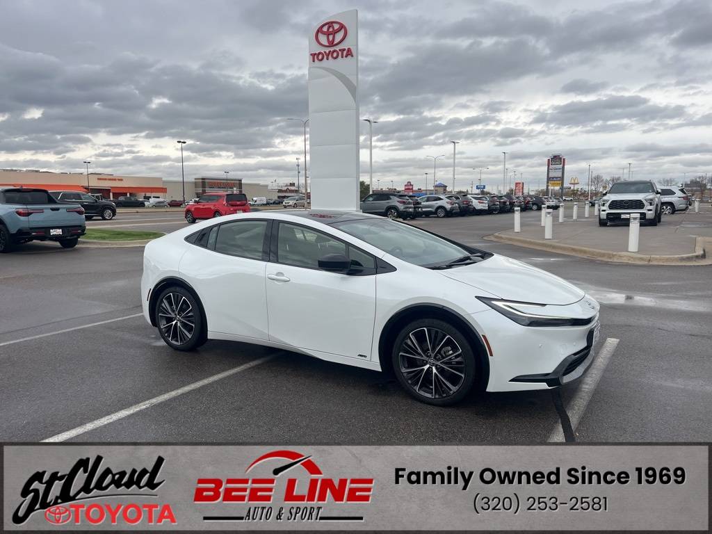 2023 Toyota Prius XLE — Hatchback — 17,969 mi — Waite Park, MN