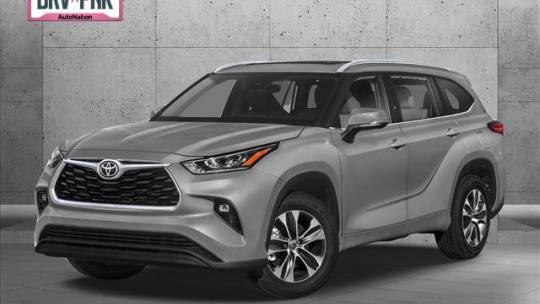 2021 Toyota Highlander XLE — SUV — 24,363 mi — Centennial, CO