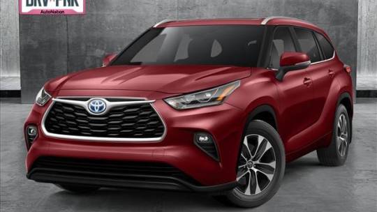 2024 Toyota Highlander Hybrid XLE — SUV — 9,388 mi — Centennial, CO