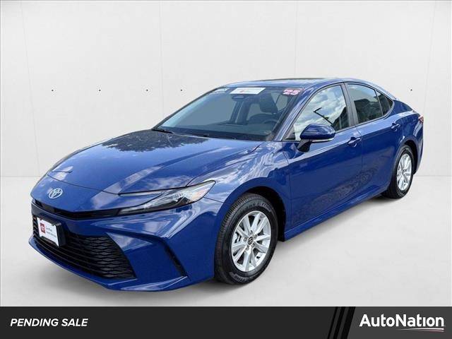 2025 Toyota Camry LE — Sedan — 2,714 mi — Centennial, CO
