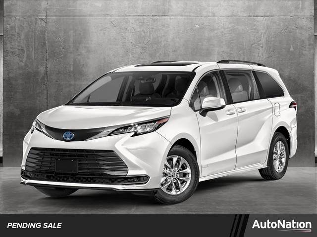 2024 Toyota Sienna LE — Minivan — 11,350 mi — Centennial, CO
