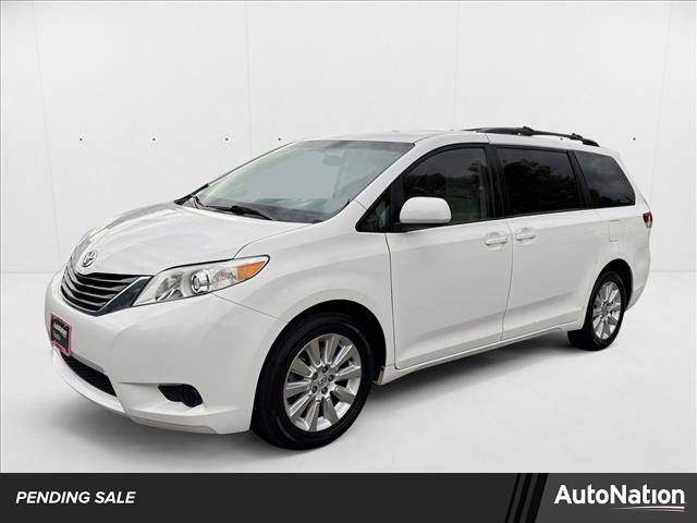2013 Toyota Sienna LE — Minivan — 147,626 mi — Centennial, CO