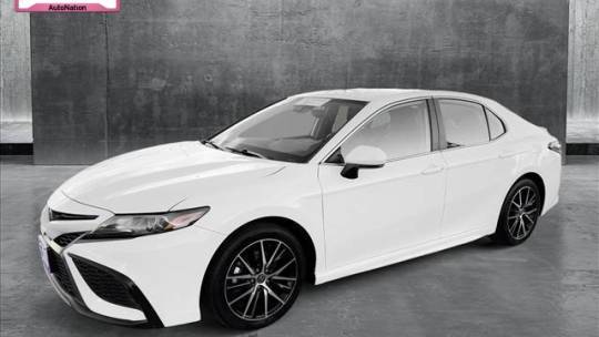 2022 Toyota Camry SE — Sedan — 54,676 mi — Centennial, CO