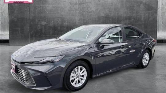 2025 Toyota Camry LE — Sedan — 3,064 mi — Centennial, CO