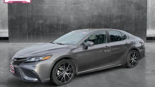 2022 Toyota Camry SE — Sedan — 57,401 mi — Centennial, CO